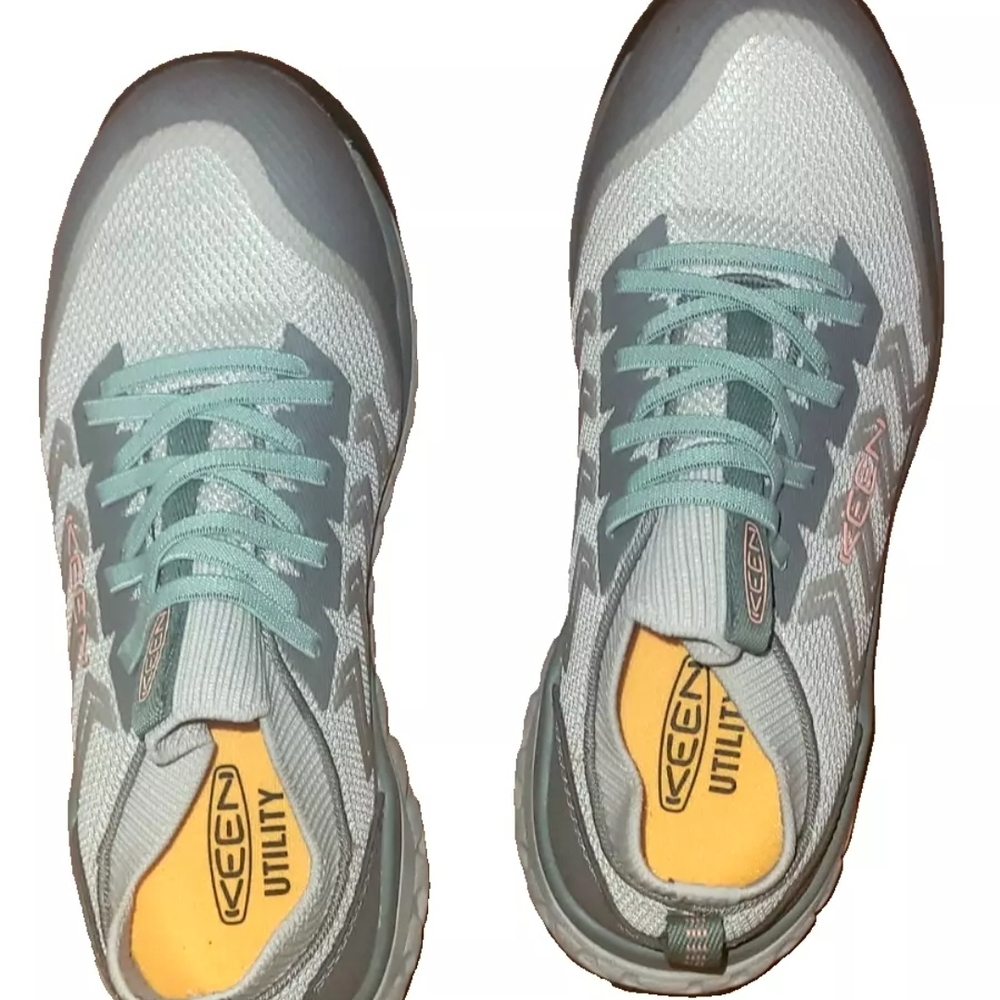 KEEN utility shoes women's size 7.5 wide : Arvada Shift (Comp Toe) ASTM slip-on